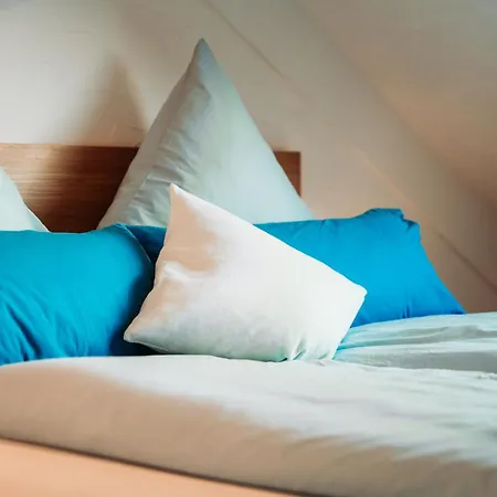 Апартаменты Spacious Penthouse With Ac And Free Parking Steps Away From The Station *