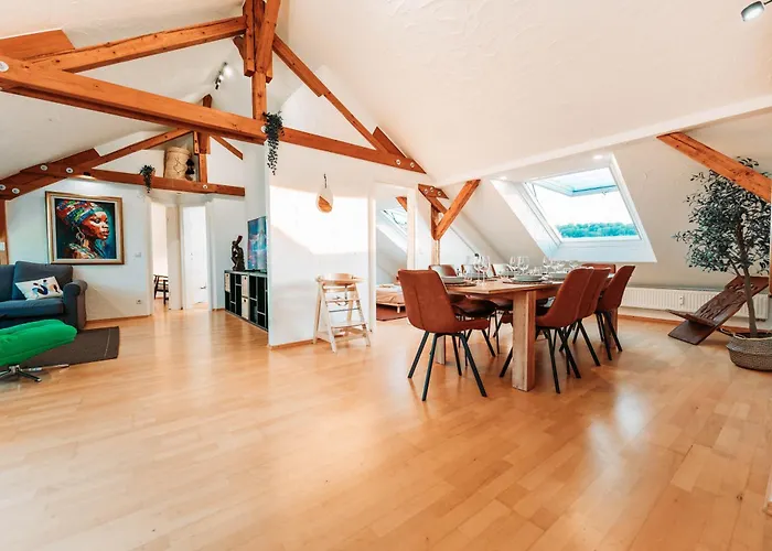 Апартаменты Spacious Penthouse With Ac And Free Parking Steps Away From The Station